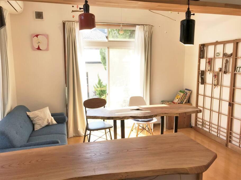 Tsushima White House Bed & Breakfast Exterior photo